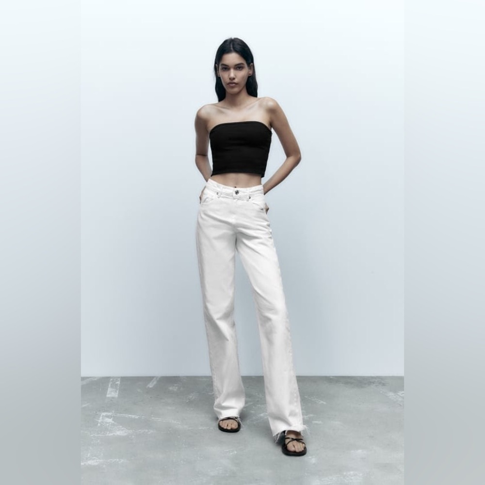 ZARA high waisted WHITE WIDE LEG FULL JEANS SIZE 2